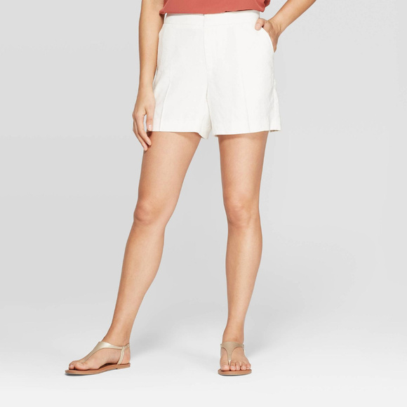 Regular Fit Mid-Rise Shorts - Picture 1 of 3